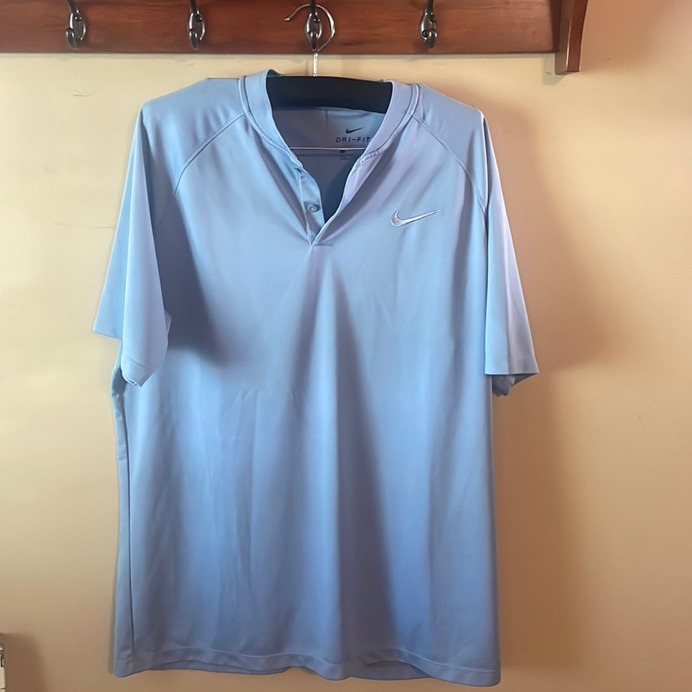 Men’s Nike Dri-Fit Short sleeve Shirt